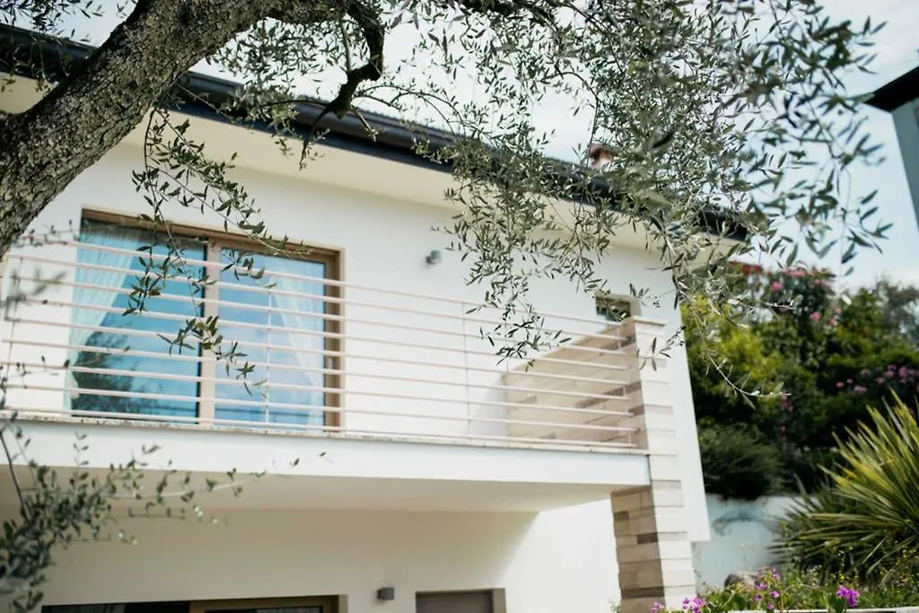 Casa Chiara Villa Gardone Riviera